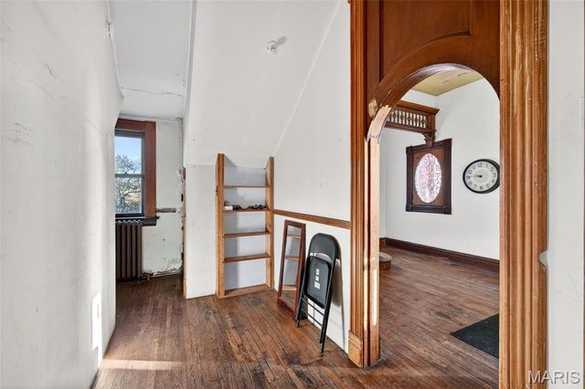 1827 S Compton Avenue, St Louis, MO 63104