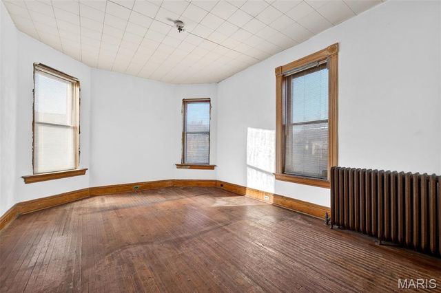 1827 S Compton Avenue, St Louis, MO 63104