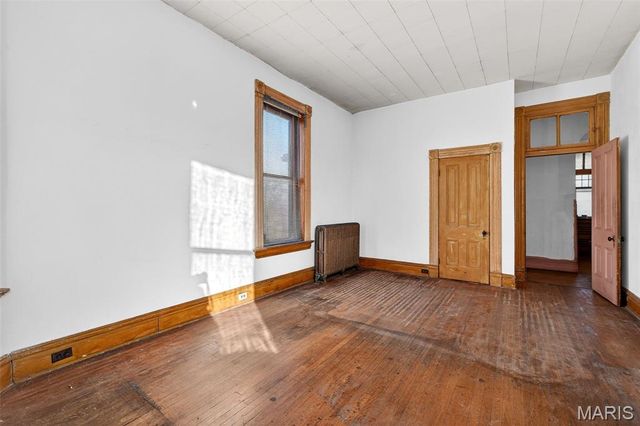 1827 S Compton Avenue, St Louis, MO 63104