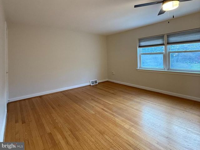 218 CEDAR AVE, Conshohocken, PA 19428