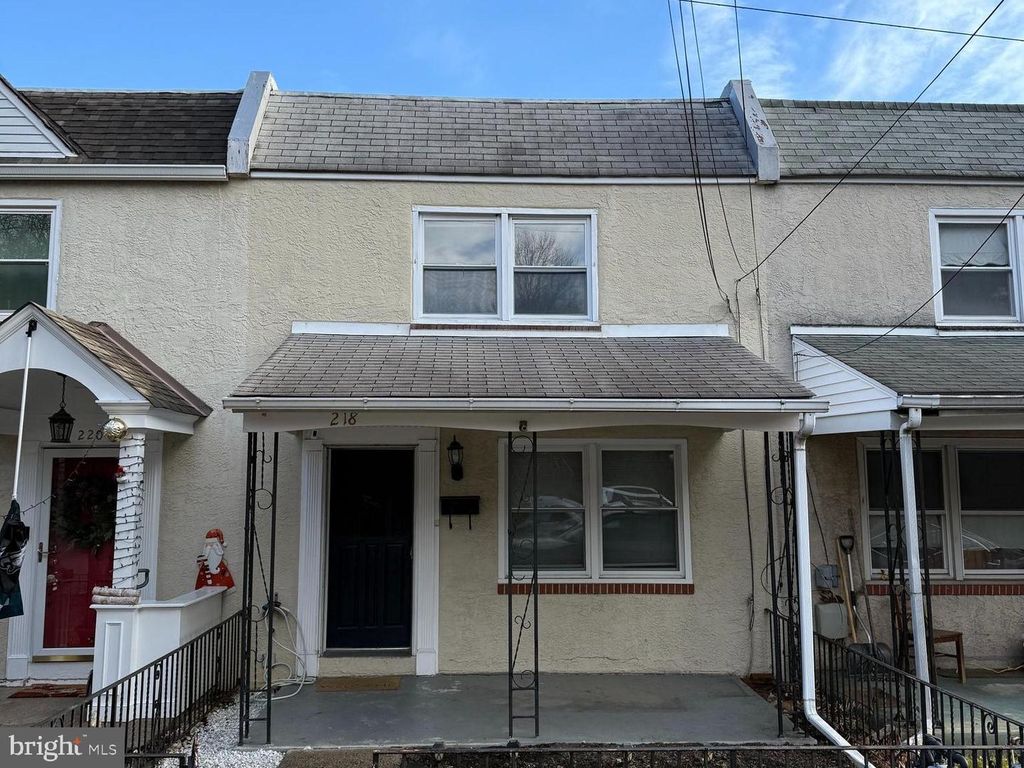 218 CEDAR AVE, Conshohocken, PA 19428