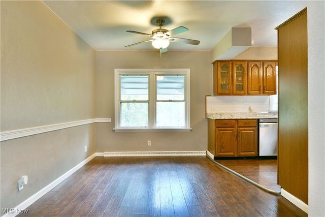 219 N Maryland Avenue, Youngstown, OH 44509