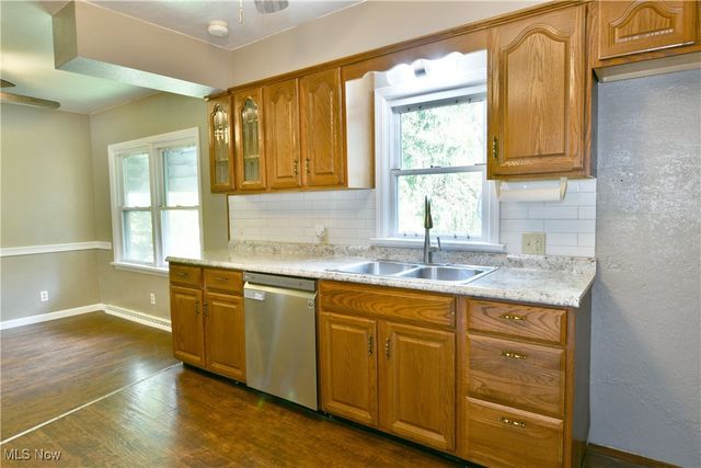 219 N Maryland Avenue, Youngstown, OH 44509