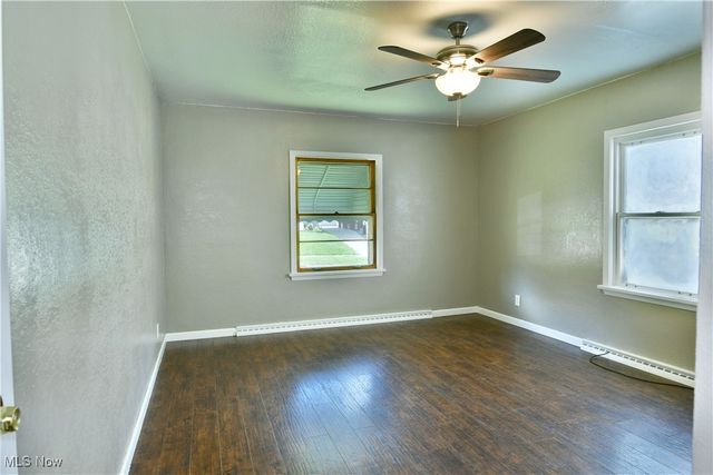 219 N Maryland Avenue, Youngstown, OH 44509