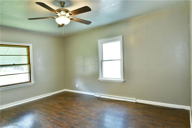 219 N Maryland Avenue, Youngstown, OH 44509