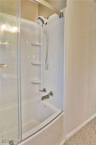 219 N Maryland Avenue, Youngstown, OH 44509