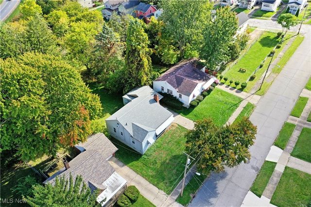 219 N Maryland Avenue, Youngstown, OH 44509