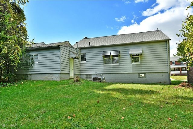 219 N Maryland Avenue, Youngstown, OH 44509