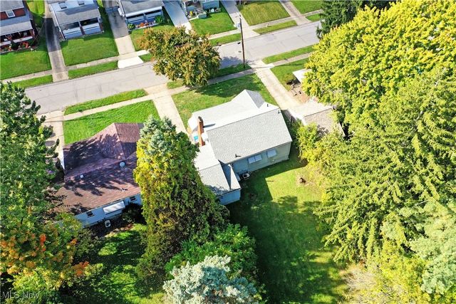 219 N Maryland Avenue, Youngstown, OH 44509