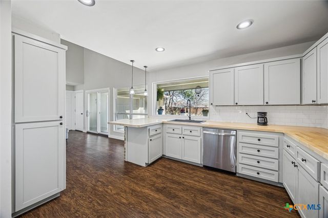 217 W Mockingbird Lane, Harker Heights, TX 76548