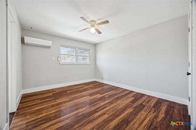 217 W Mockingbird Lane, Harker Heights, TX 76548