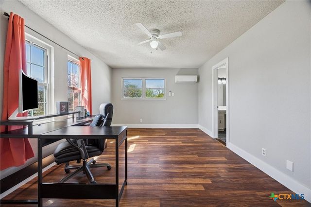 217 W Mockingbird Lane, Harker Heights, TX 76548