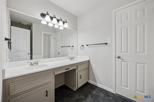 217 W Mockingbird Lane, Harker Heights, TX 76548