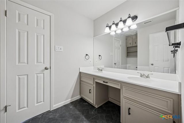 217 W Mockingbird Lane, Harker Heights, TX 76548