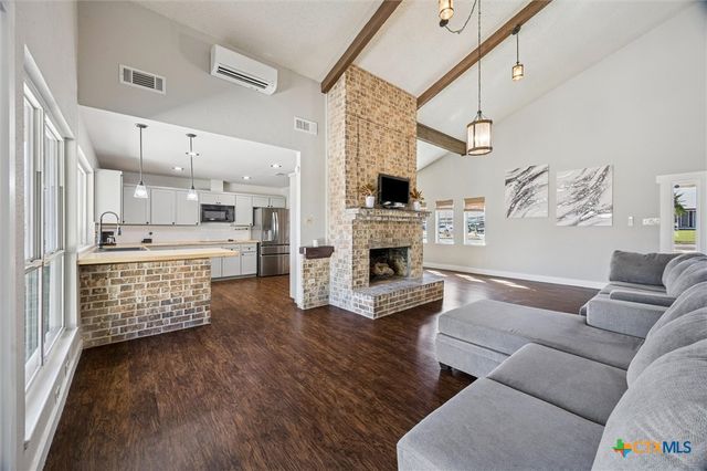 217 W Mockingbird Lane, Harker Heights, TX 76548