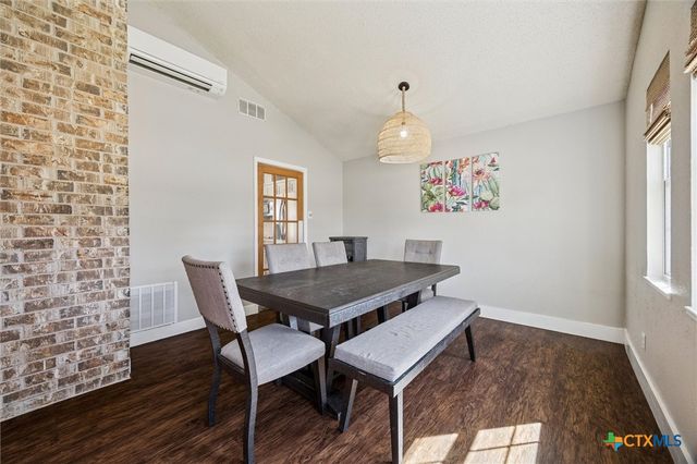 217 W Mockingbird Lane, Harker Heights, TX 76548