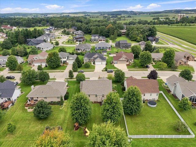 856 Peace Lane, Oregon, WI 53575