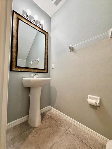 6821 BLUE MOON WAY, Sun City Center, FL 33573