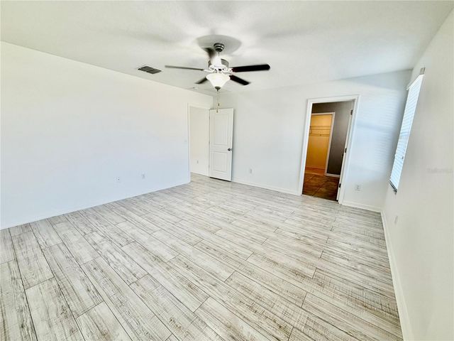 6821 BLUE MOON WAY, Sun City Center, FL 33573