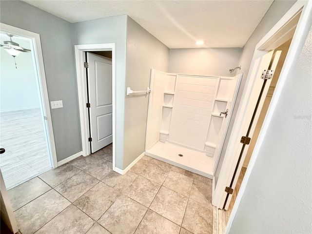 6821 BLUE MOON WAY, Sun City Center, FL 33573