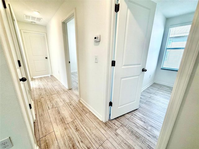 6821 BLUE MOON WAY, Sun City Center, FL 33573