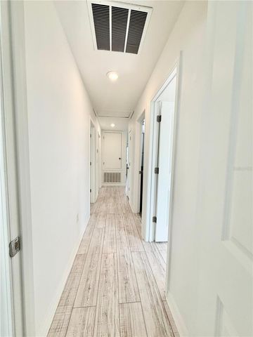 6821 BLUE MOON WAY, Sun City Center, FL 33573