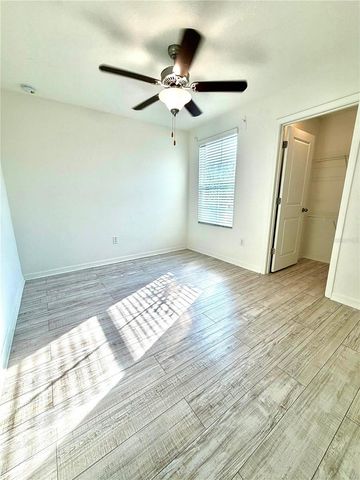 6821 BLUE MOON WAY, Sun City Center, FL 33573