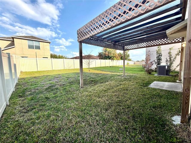 6821 BLUE MOON WAY, Sun City Center, FL 33573