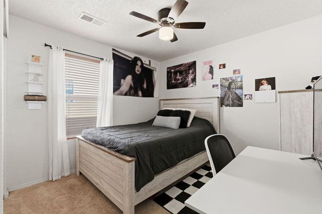 3738 Desert Pinon Drive NE, Rio Rancho, NM 87144