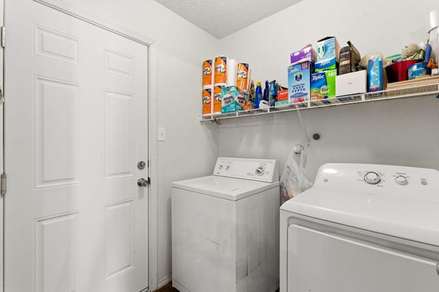 3738 Desert Pinon Drive NE, Rio Rancho, NM 87144