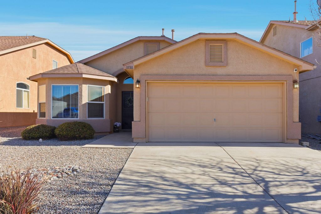 3738 Desert Pinon Drive NE, Rio Rancho, NM 87144