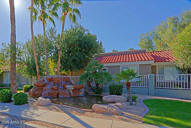 2929 W YORKSHIRE Drive 2101, Phoenix, AZ 85027