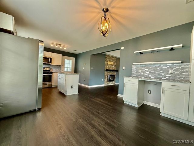 9903 Bethwood Dr, Fredericksburg, VA 22407
