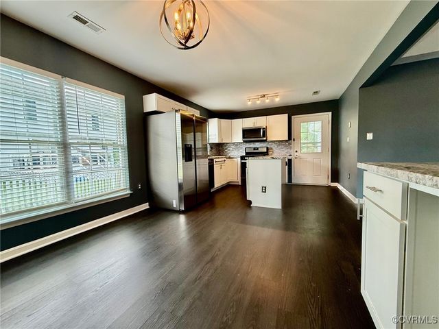 9903 Bethwood Dr, Fredericksburg, VA 22407
