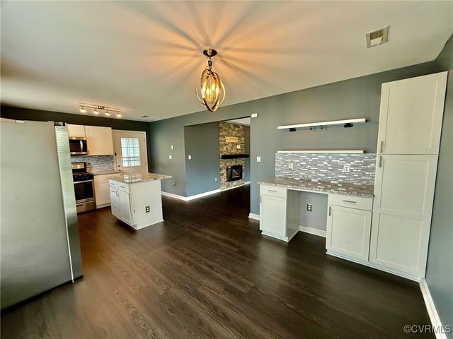 9903 Bethwood Dr, Fredericksburg, VA 22407