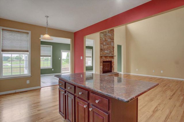 1236 DALLAS DR, Greencastle, PA 17225