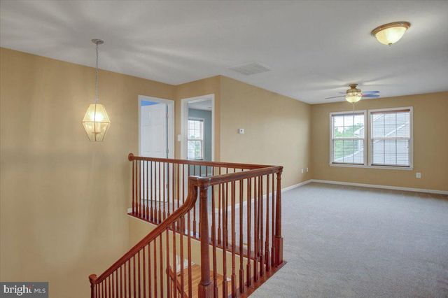 1236 DALLAS DR, Greencastle, PA 17225