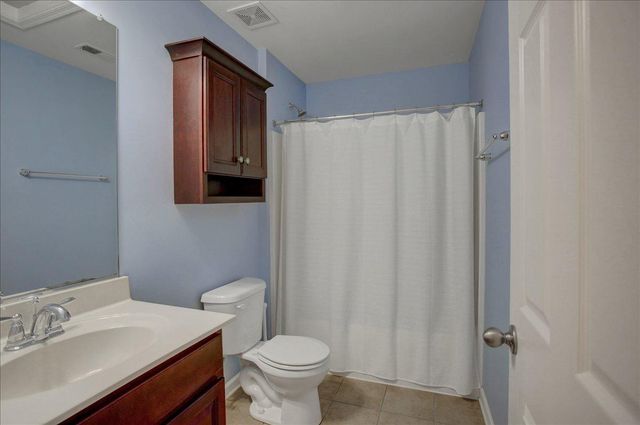 1236 DALLAS DR, Greencastle, PA 17225