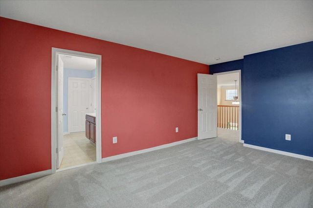 1236 DALLAS DR, Greencastle, PA 17225