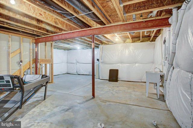 1236 DALLAS DR, Greencastle, PA 17225