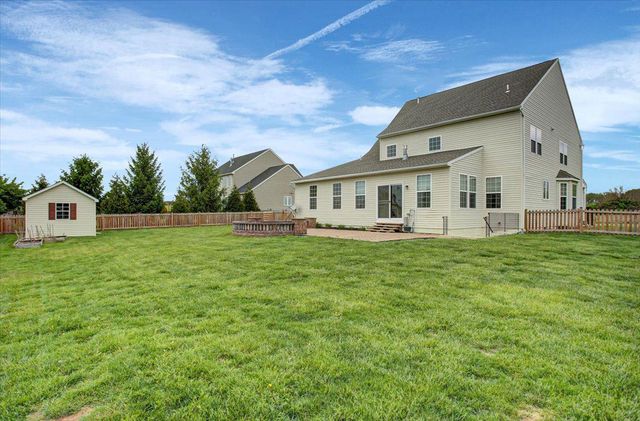 1236 DALLAS DR, Greencastle, PA 17225