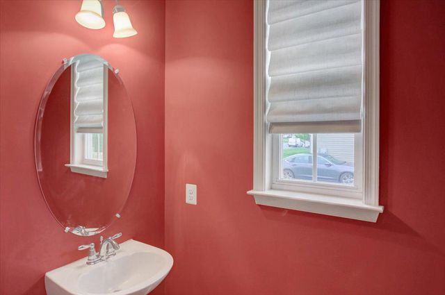 1236 DALLAS DR, Greencastle, PA 17225