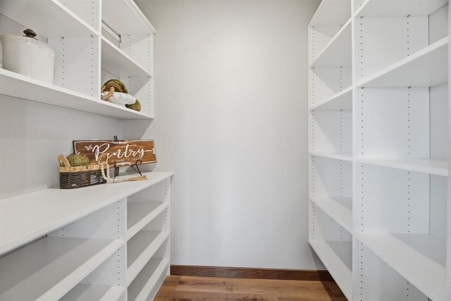 2645 CORNELL AVENUE, Neenah, WI 54956