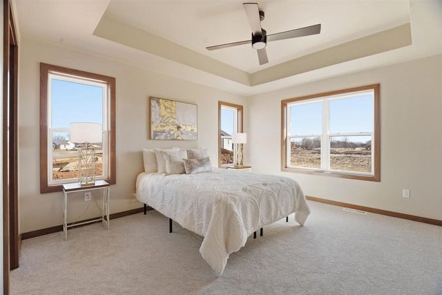 2645 CORNELL AVENUE, Neenah, WI 54956