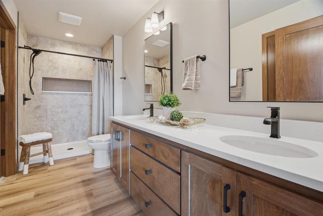 2645 CORNELL AVENUE, Neenah, WI 54956