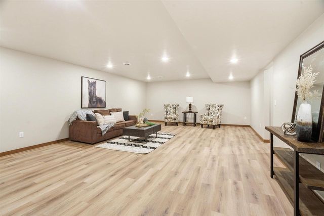 2645 CORNELL AVENUE, Neenah, WI 54956