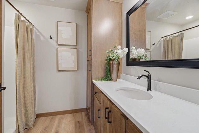 2645 CORNELL AVENUE, Neenah, WI 54956