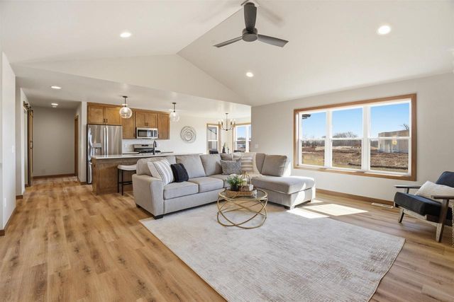 2645 CORNELL AVENUE, Neenah, WI 54956