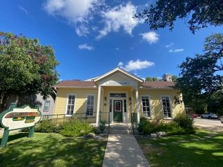 302 W Main ST 101, Round Rock, TX 78664