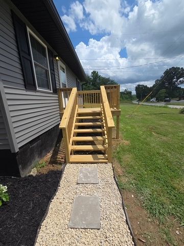 4802 Old Salem Lexie Rd, Belvidere, TN 37306